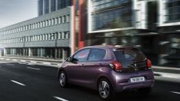 Peugeot 108 (2014) - wersja 5-drzwiowa - widok z tyłu