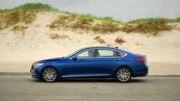 Hyundai Genesis Sedan II - galeria redakcyjna - lewy bok