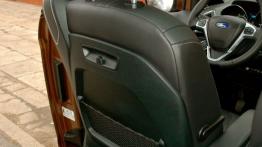 Ford B-MAX Mikrovan 1.4 Duratec 90KM - galeria redakcyjna - fotel kierowcy, widok z tyłu