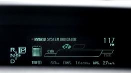 Toyota Prius IV Hatchback Facelifting 1.8 HSD 136KM - galeria redakcyjna - komputer pokładowy