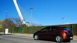 Hyundai i30 II Hatchback 5d - galeria redakcyjna - lewy bok