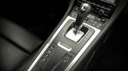 Porsche Cayman II Coupe 3.4 V6 325KM - galeria redakcyjna - skrzynia biegów