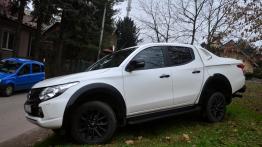 Mitsubishi L200 - galeria redakcyjna - lewy bok