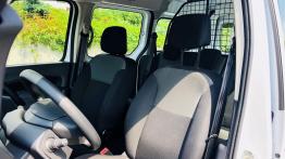 Renault Kangoo Z.E. - galeria redakcyjna  - fotel kierowcy, widok z przodu