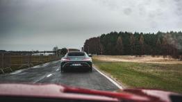 Mercedes na torze w Bednarach - prezentacja dynamiczna