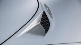 Alfa Romeo 4C (2015) - wersja amerykańska - wlot powietrza - widok z góry