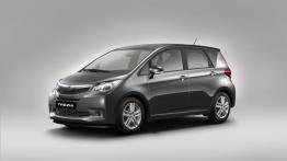 Subaru Trezia - przód - reflektory wyłączone