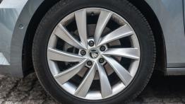 Skoda Superb 1.4 TSI 150 KM - galeria redakcyjna - koło