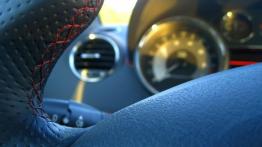 Peugeot RCZ R Facelifting 1.6 THP - galeria redakcyjna - kierownica