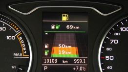 Audi A3 8V Sportback e-tron 204KM - galeria redakcyjna - komputer pokładowy