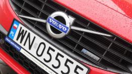 Volvo S60 II Facelifting 2.0 181KM - galeria redakcyjna - grill