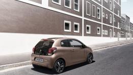 Peugeot 108 (2014) - wersja 3-drzwiowa - widok z tyłu