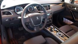 Peugeot 508 RXH - galeria redakcyjna - pełny panel przedni