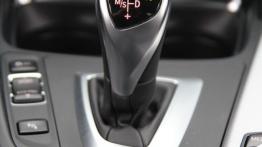 BMW Seria 3 (F30) 335d xDrive 313KM - galeria redakcyjna - skrzynia biegów