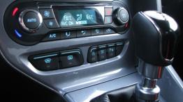 Ford Focus III Sedan 1.6 EcoBoost 182KM - galeria redakcyjna - panel sterowania wentylacją i nawiewe