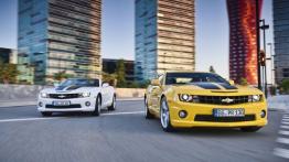 Chevrolet Camaro Coupe - wersja europejska - widok z przodu