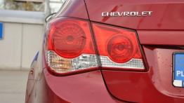 Chevrolet Cruze - galeria redakcyjna - lewy tylny reflektor - wyłączony