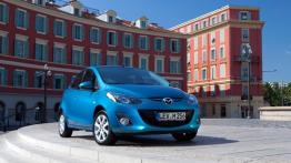 Mazda 2 Facelifting - wersja 5-drzwiowa - widok z przodu