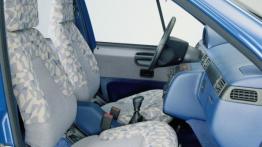 Mercedes Family Car China - widok ogólny wnętrza z przodu