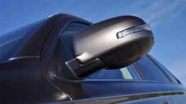 Mitsubishi Outlander 2.2 DID Intense Plus 4WD - galeria redakcyjna - lewe lusterko zewnętrzne, przód