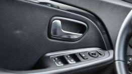 Kia Carens IV 1.6 GDI 135KM - galeria redakcyjna - drzwi kierowcy od wewnątrz