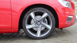 Volvo S60 II Facelifting 2.0 181KM - galeria redakcyjna - koło