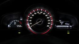 Mazda 3 III Hatchback  2.0 120KM - galeria redakcyjna - zestaw wskaźników