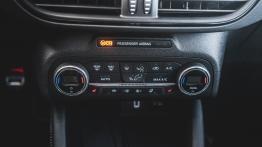 Ford Focus ST 2.3 Ecoboost 280 KM - galeria redakcyjna - inny element panelu przedniego