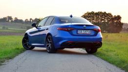 Alfa Romeo Giulia Veloce 2.0 TBi 280 KM - galeria redakcyjna - widok z ty?u