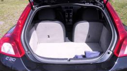 Volvo C30 - galeria redakcyjna - tył - bagażnik otwarty