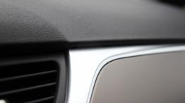 Opel Corsa E 5d 1.0 Ecotec 115KM - galeria redakcyjna - deska rozdzielcza