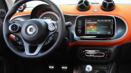 Smart fortwo III passion - galeria redakcyjna - kokpit