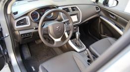 Suzuki SX4 II - galeria redakcyjna - pełny panel przedni