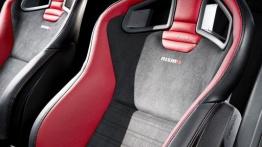 Nissan Juke Nismo RS (2014) - wersja europejska - fotel kierowcy, widok z przodu