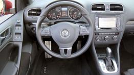 Volkswagen Golf VI Cabriolet 1.4 TSI 160KM - galeria redakcyjna - kokpit