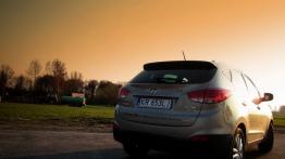 Hyundai ix35 - galeria redakcyjna - widok z tyłu