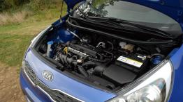 Kia Rio III Hatchback 5d - galeria redakcyjna - maska otwarta