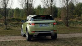 Range Rover Evoque - galeria redakcyjna - widok z tyłu