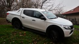 Mitsubishi L200 - galeria redakcyjna - lewy bok