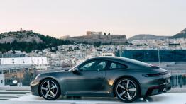Porsche 911 (992) - galeria redakcyjna - lewy bok