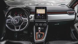 Renault Clio 1.3 TCe 130 KM – galeria redakcyjna - widok ogólny wn?trza z przodu