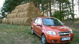 Chevrolet Aveo sedan 1.4 - widok z przodu