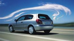 Nissan Almera - widok z tyłu