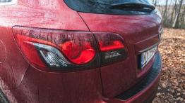 Mazda CX-9 3.7 V6 277 KM - galeria redakcyjna - lewy tylny reflektor - wyłączony