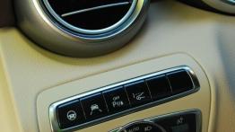 Mercedes Klasa C W205 Kombi - galeria redakcyjna - nawiew