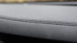 Kia Sorento III 2.2 CRDi 200KM - galeria redakcyjna - deska rozdzielcza