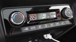 Skoda Fabia III Hatchback 1.0 MPI - galeria redakcyjna - panel sterowania wentylacją i nawiewem