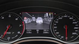 Audi RS7 Sportback 4.0 TFSI 560KM - galeria redakcyjna - komputer pokładowy