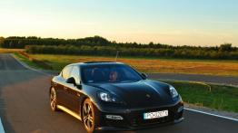Porsche Panamera Limuzyna 4.8 V8 430KM - galeria redakcyjna - widok z przodu