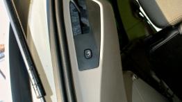 Lancia Voyager Van 3.6 V6 283KM - galeria redakcyjna - bagażnik - inne ujęcie